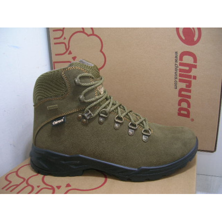 Bota montaña chiruca Goretex ganchos met