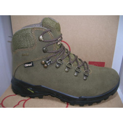 Bota cab goretex piso vibram CHIRUCA