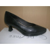 Salon piel Tacon bajo corte pico