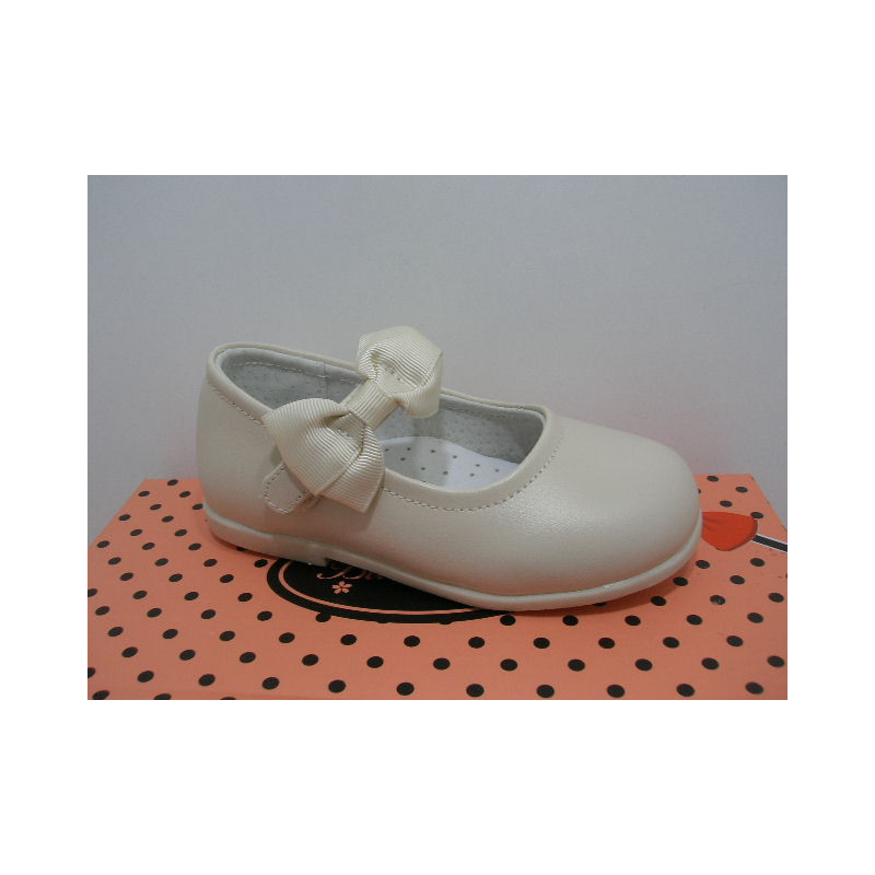 Merceditas piel tira velcro moña raso