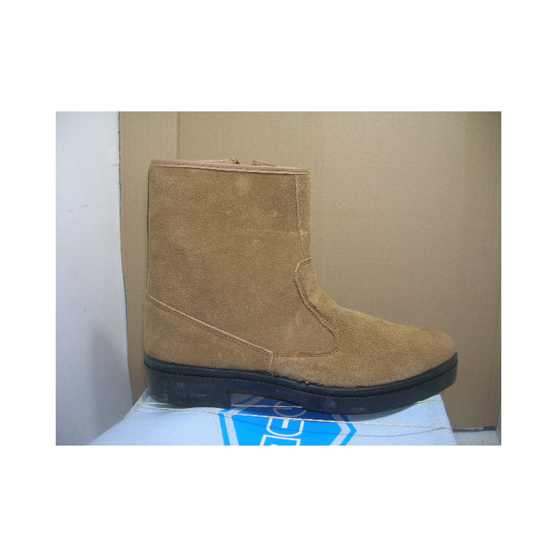 Bota trab serraje media caña crema PODER