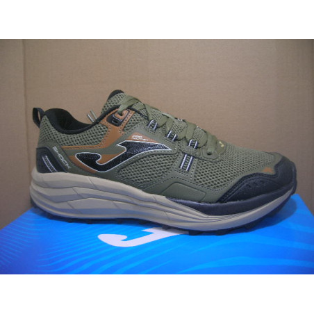 Dept hombre treking "J" lado Joma