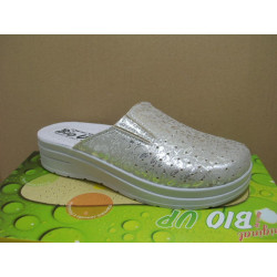 Zueco picado 2 elasticos lado Brillo