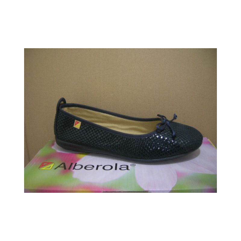 Manoletina mujer espejos