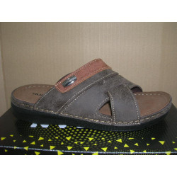 Chancla nobuck 3 tiras cruz cuero chapa