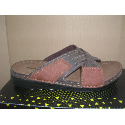 Chancla nobuck 2 tiras cruz pespuntes