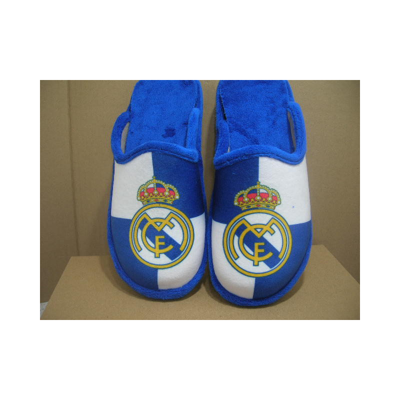 Chinela filo pelo Real Madrid
