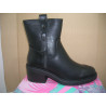 Bota mediacaña  T G 2 cremalleras boton