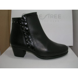 Botin piel Desiree caña remaches coco